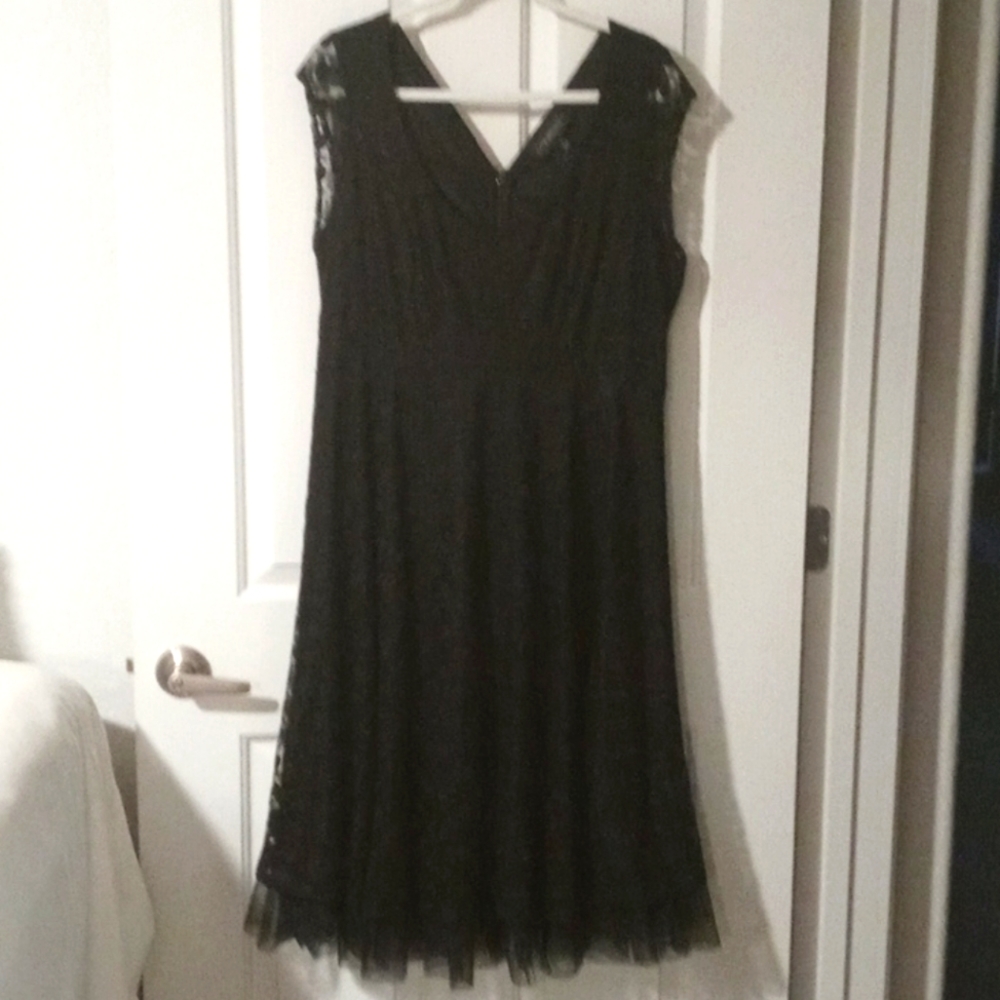 HOST PICK🌹🌹🌹  COCKTAIL MIDI LACE DRESSY BLACK DRESS SZ18W